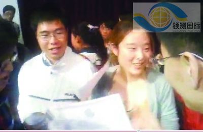唐駿南京林大講座遭女生踢館